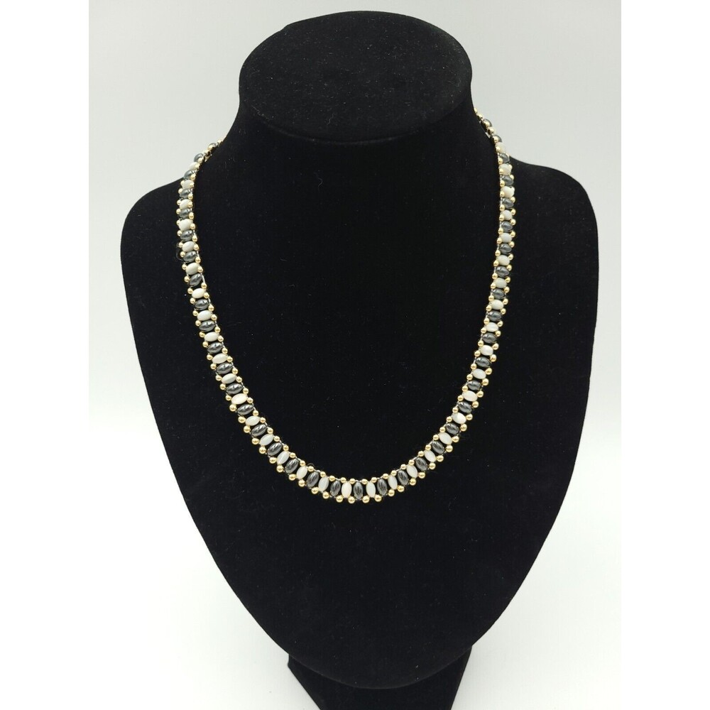 Gunmetal Silver and White Faux Pearl Oval Beaded Ladder Necklace Gold Tone‎